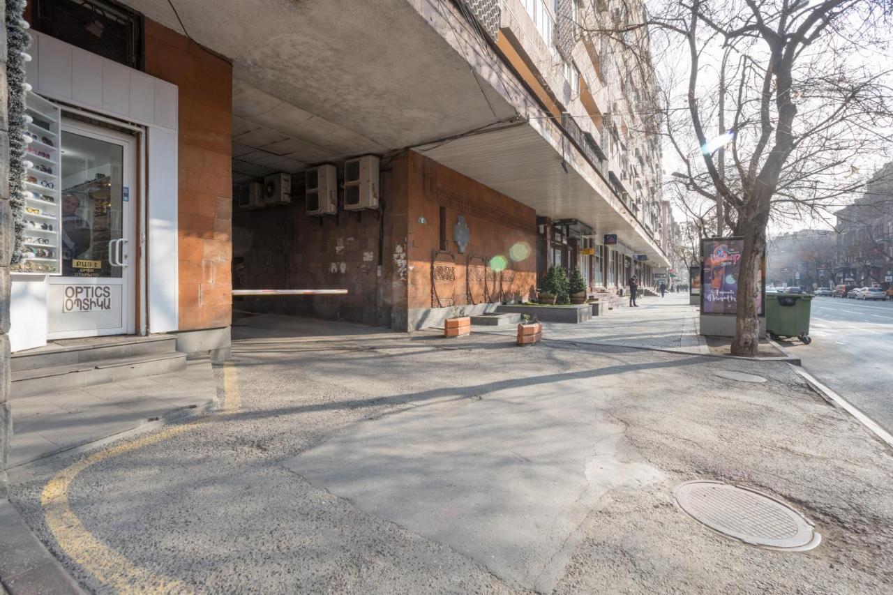 Hotel Armeni Yerevan Exterior foto